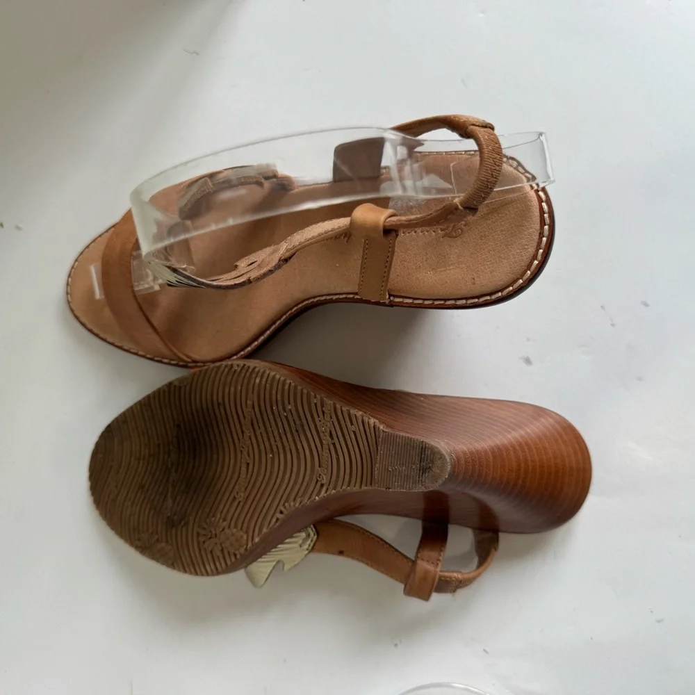 Tommy Bahama Plumeria Leather Wedge Sandals Size 6.5_15